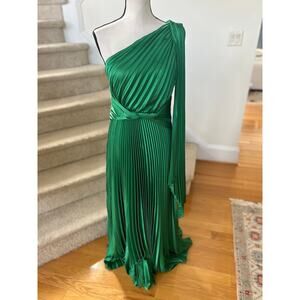 Fashion Nova Grecian Emerald Green Satin Pleated One Shoulder Maxi Ball Gown